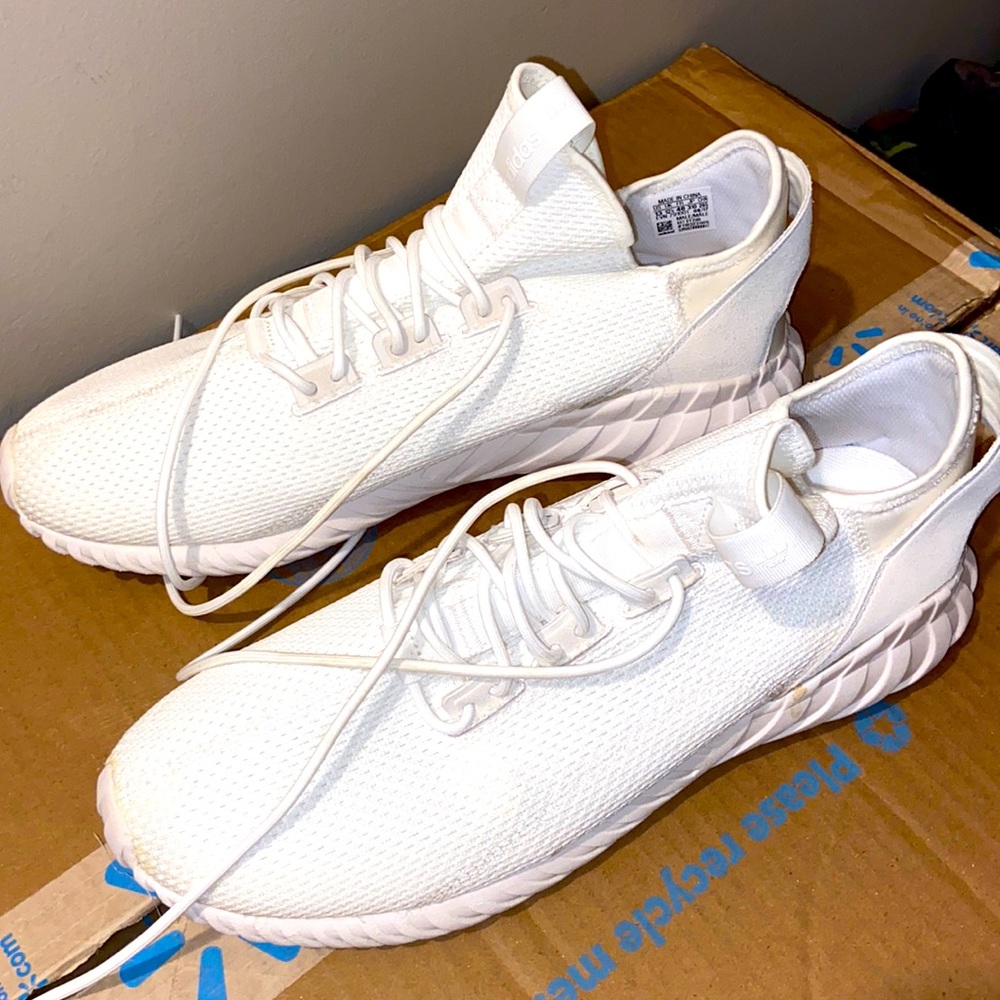 Men’s Adidas Sneakers